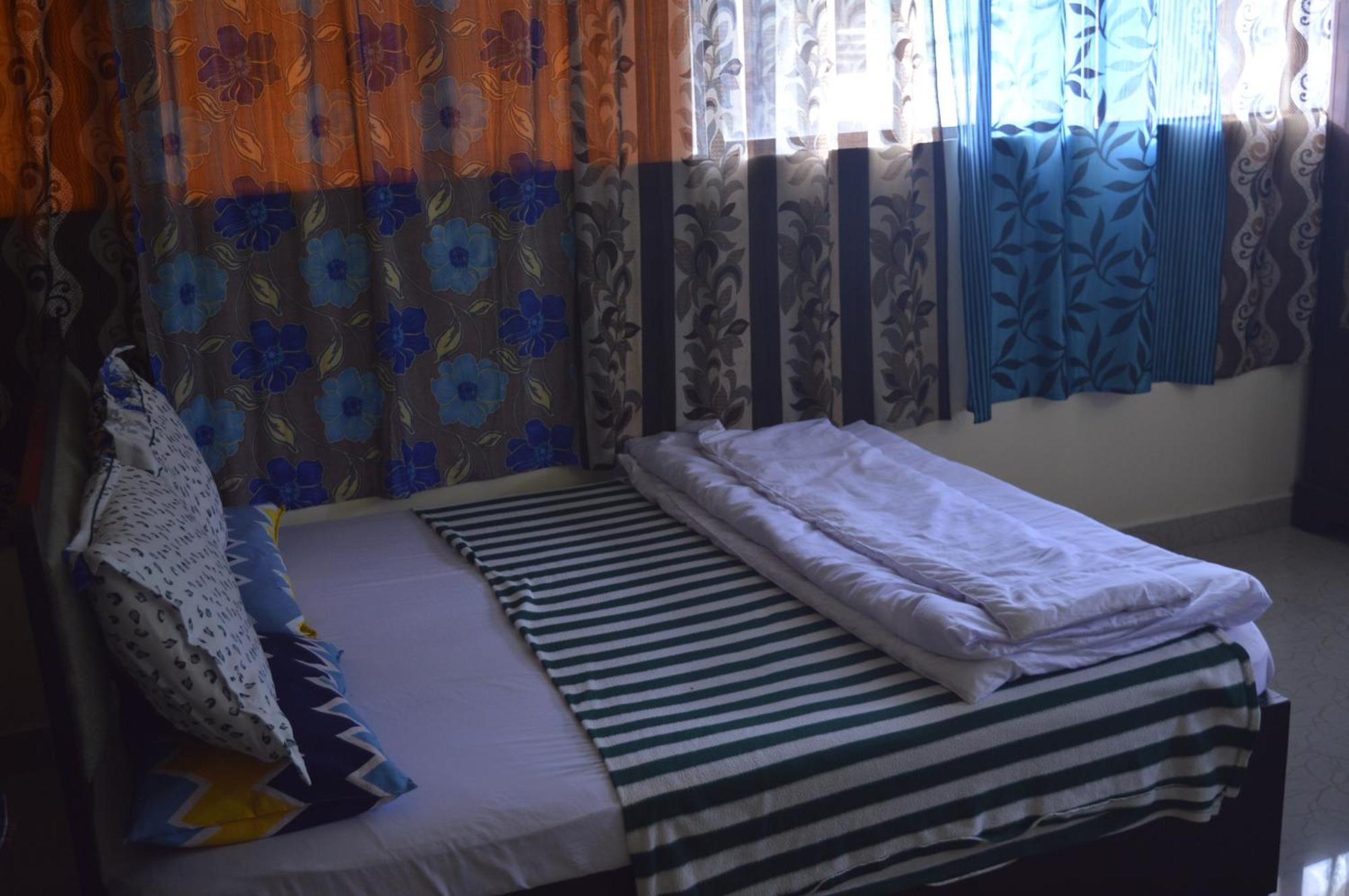 Green Castle Residency Nedumkandam ภายนอก รูปภาพ